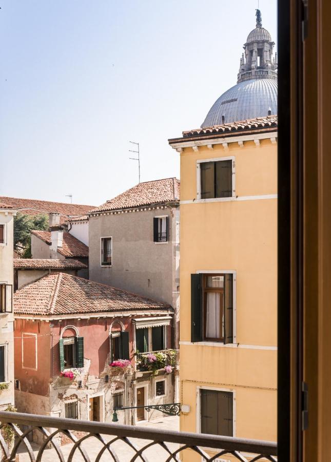 Accademia Charm Apartments By Wonderful Italy Venice Exterior photo