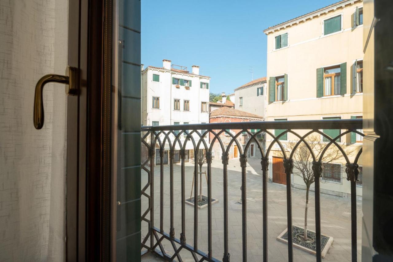 Accademia Charm Apartments By Wonderful Italy Venice Exterior photo