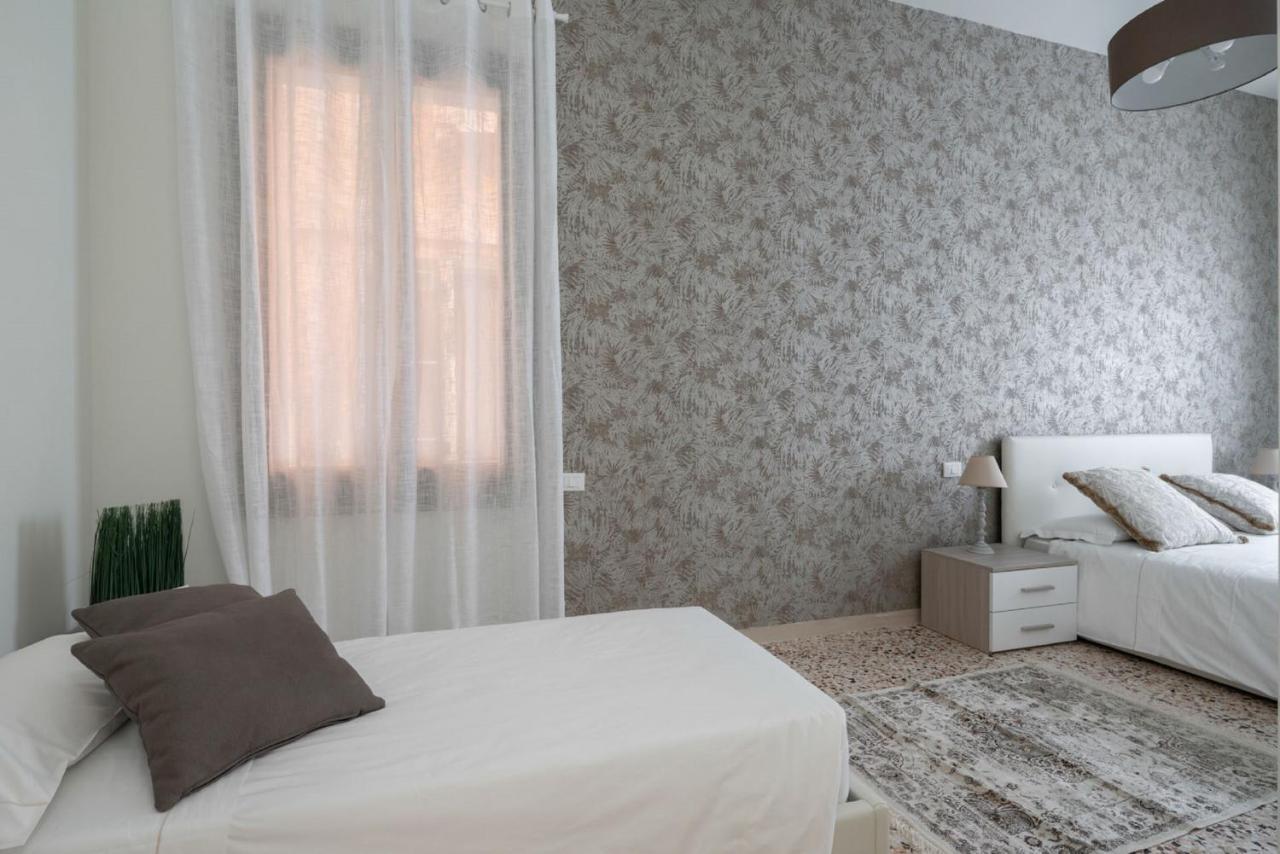 Accademia Charm Apartments By Wonderful Italy Venice Exterior photo