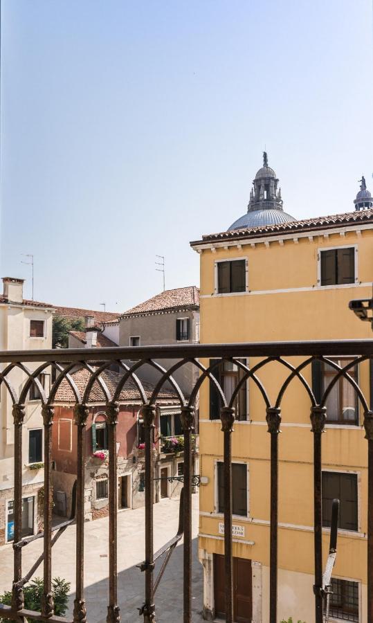 Accademia Charm Apartments By Wonderful Italy Venice Exterior photo