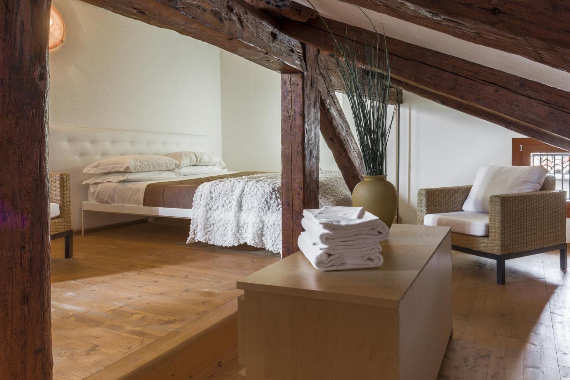 Accademia Charm Apartments By Wonderful Italy Venice Exterior photo