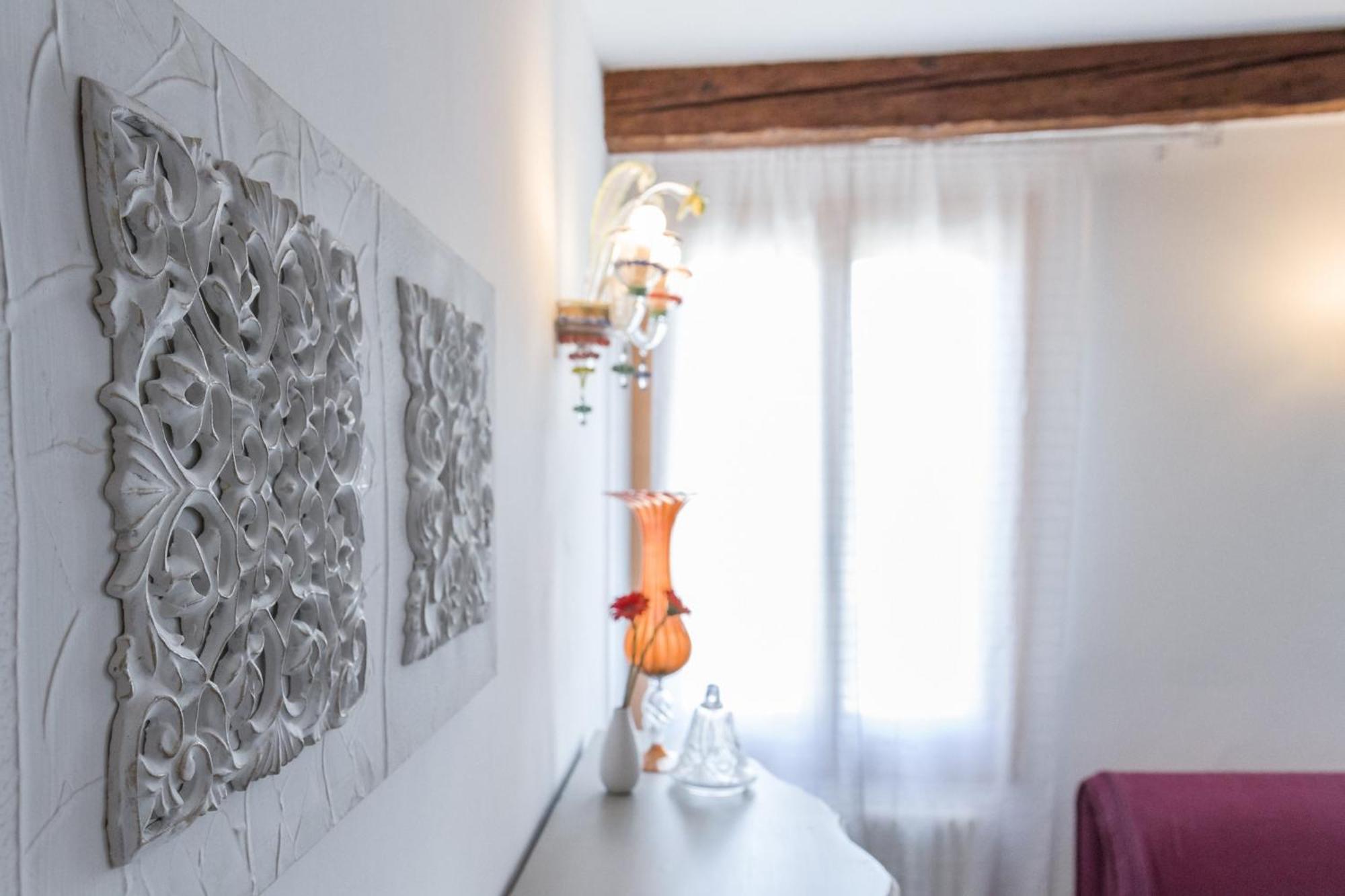 Accademia Charm Apartments By Wonderful Italy Venice Exterior photo