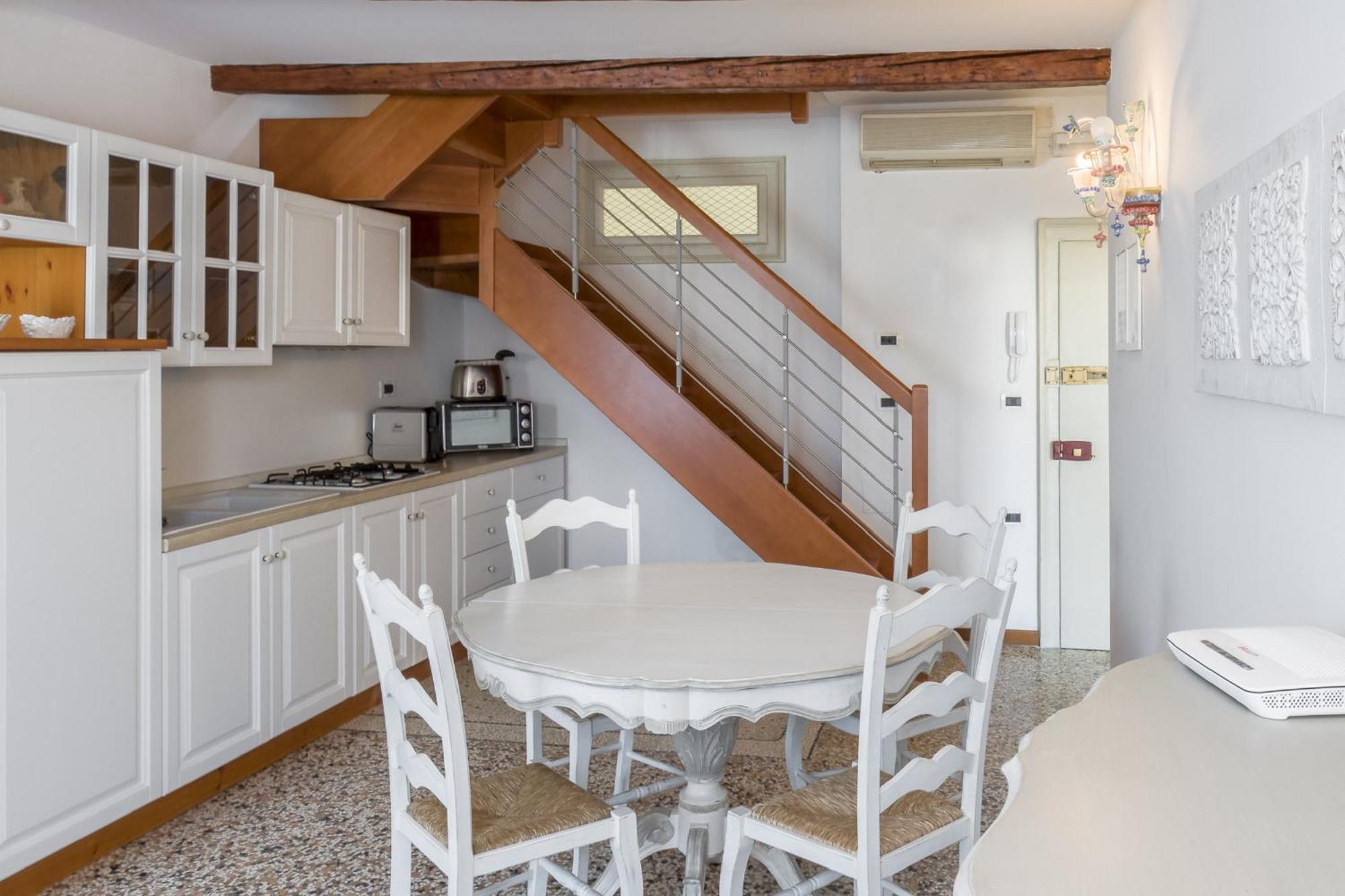 Accademia Charm Apartments By Wonderful Italy Venice Exterior photo